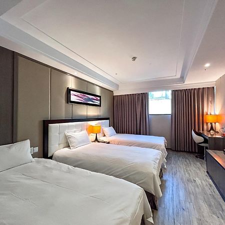 Royal Fine Hotel 카오슝 외부 사진