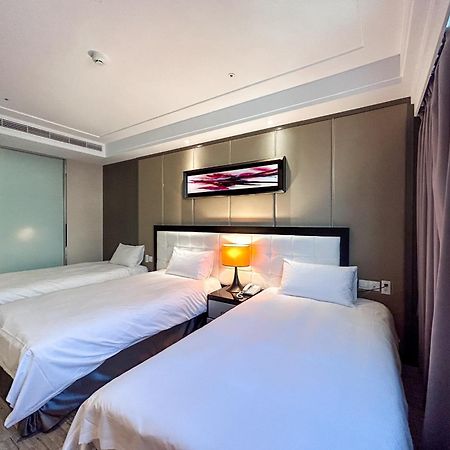 Royal Fine Hotel 카오슝 외부 사진