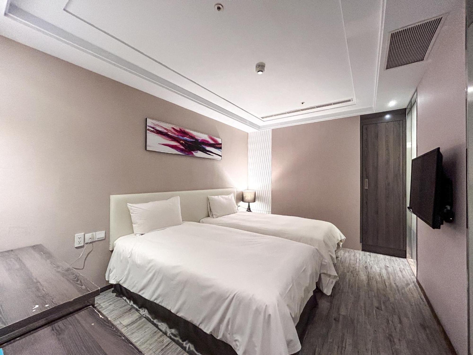 Royal Fine Hotel 카오슝 외부 사진
