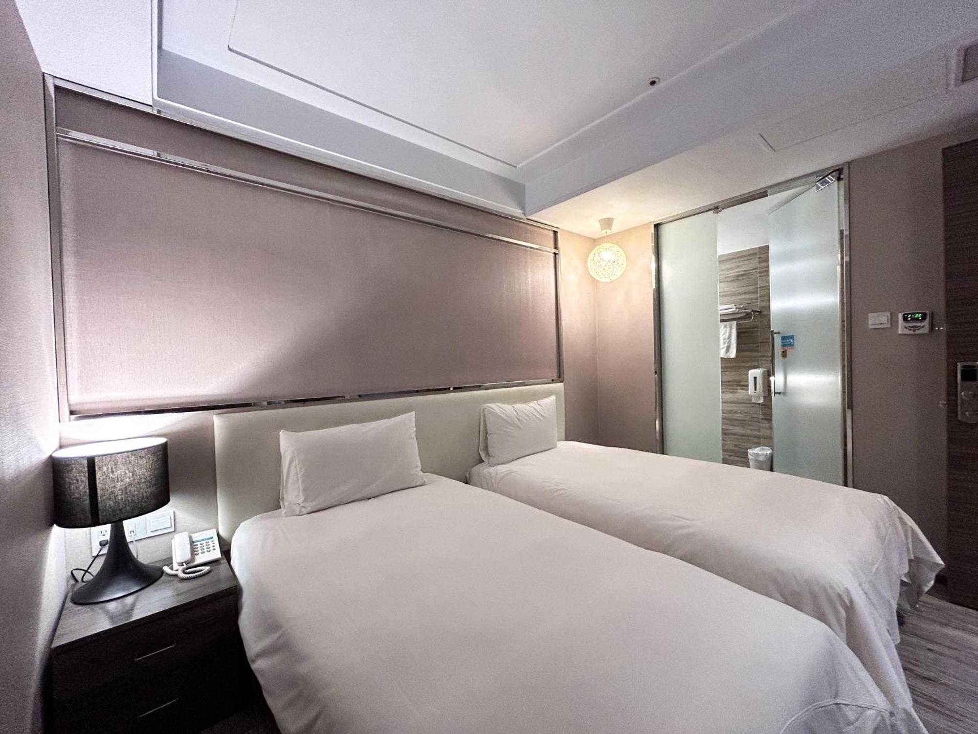 Royal Fine Hotel 카오슝 외부 사진