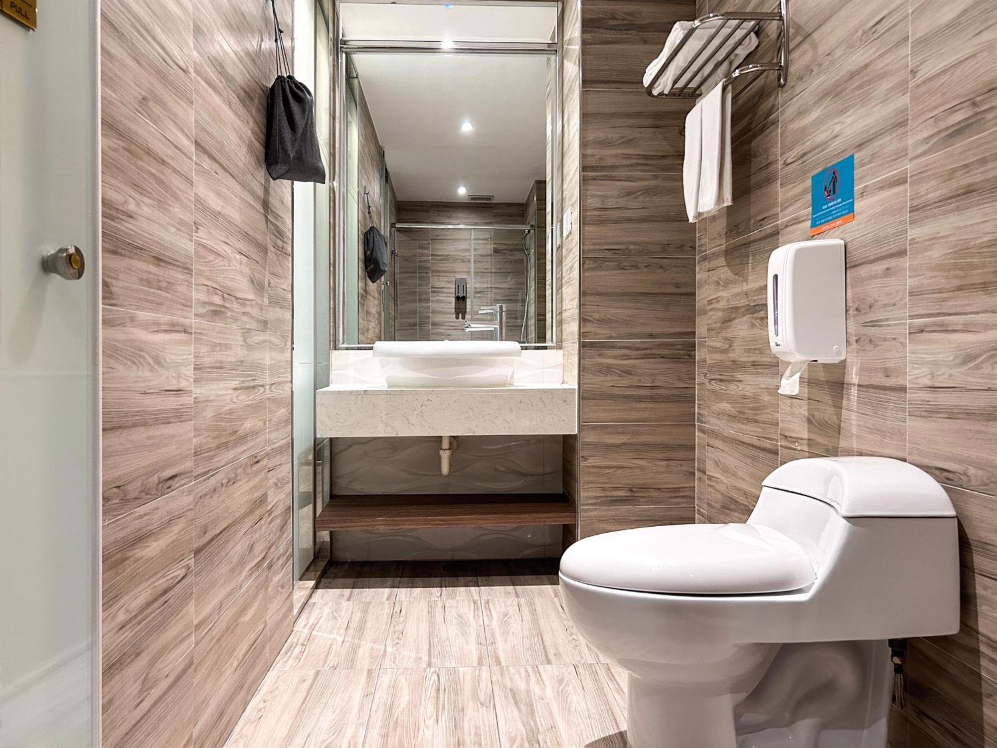 Royal Fine Hotel 카오슝 외부 사진