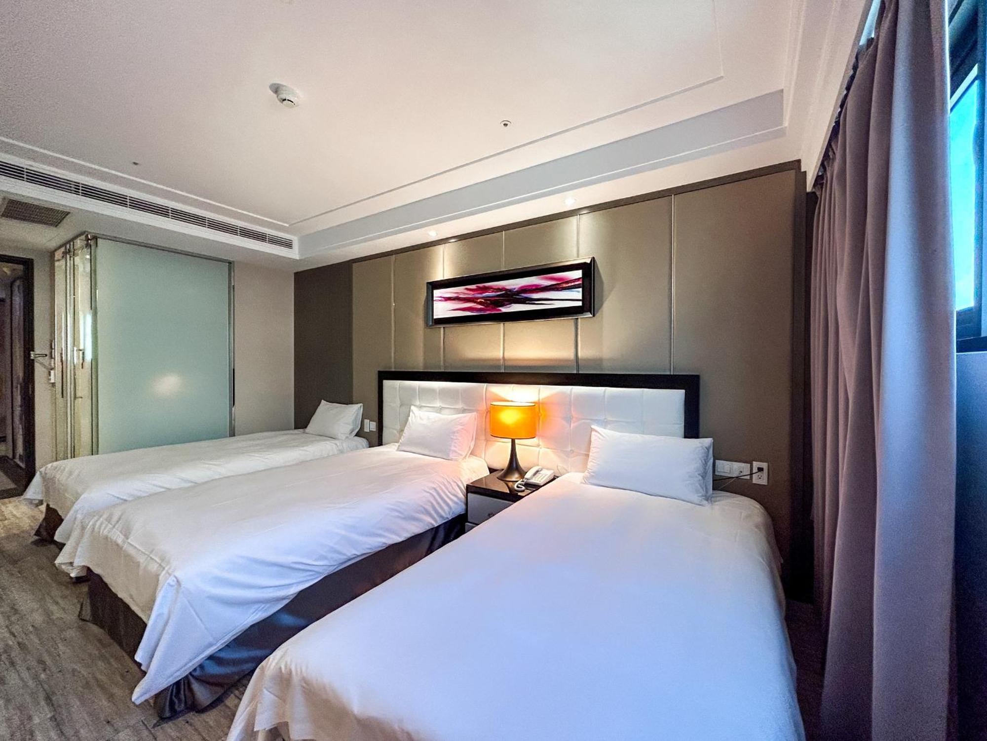 Royal Fine Hotel 카오슝 외부 사진